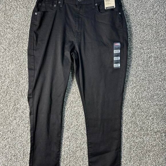 NWT women’s Levi’s black high rise skinny jeans SZ 16 short - Picture 4 of 9